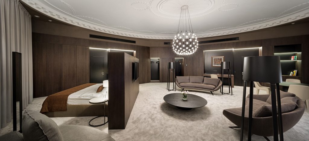 Дизайн номеру James E. Mace Suite (Прем'єр люкс), фото BANKHOTEL