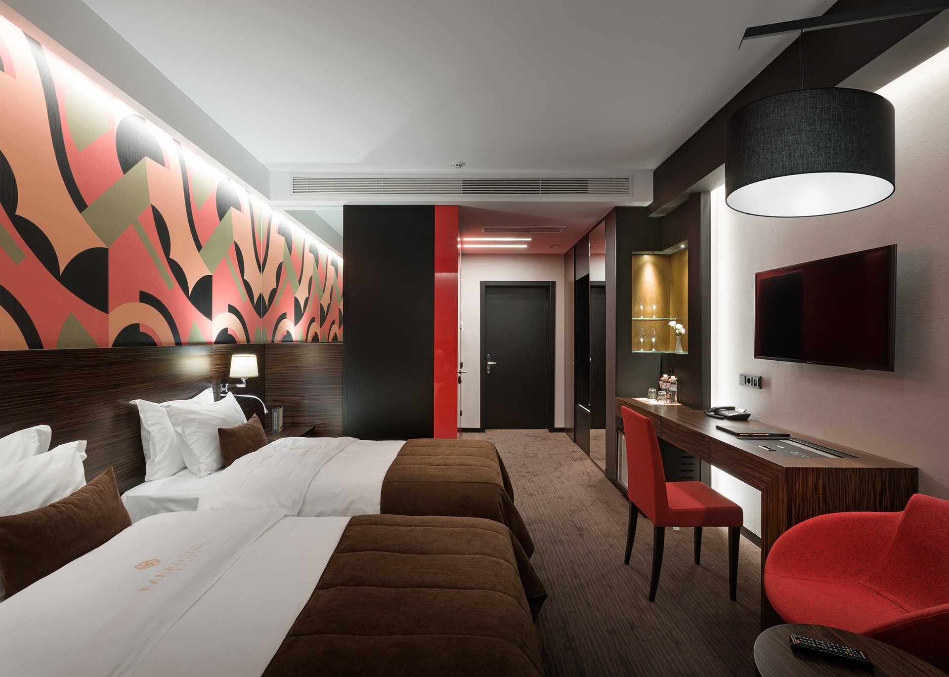 Double room with separate beds in Lviv, photo by BANKHOTEL