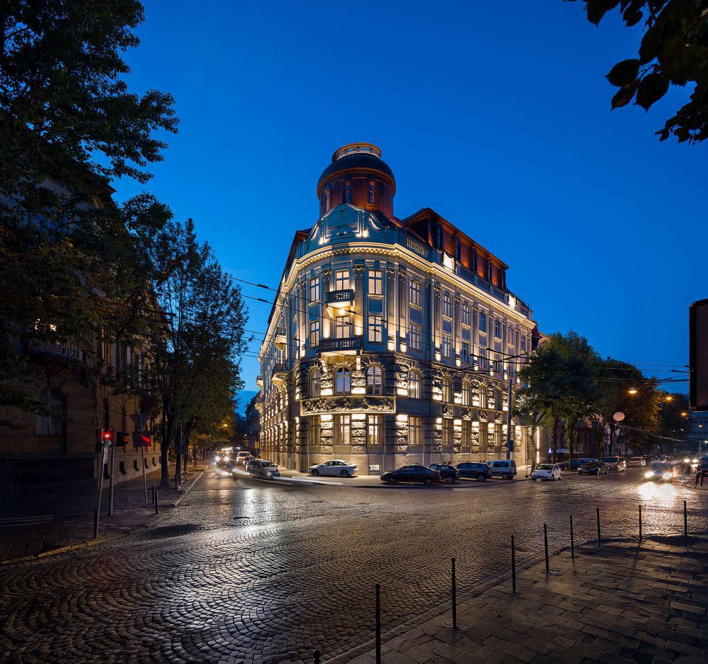 Індивідуальний трансфер BANKHOTEL, фото BANKHOTEL