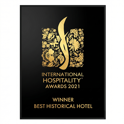 Нагорода готелю International Hospitality Awards 2021, фото BANKHOTEL